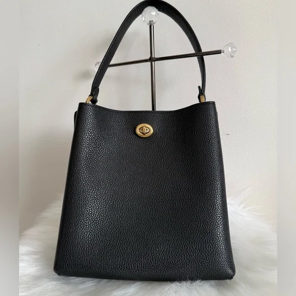 Coach bucket bag - Picture 2 of 14